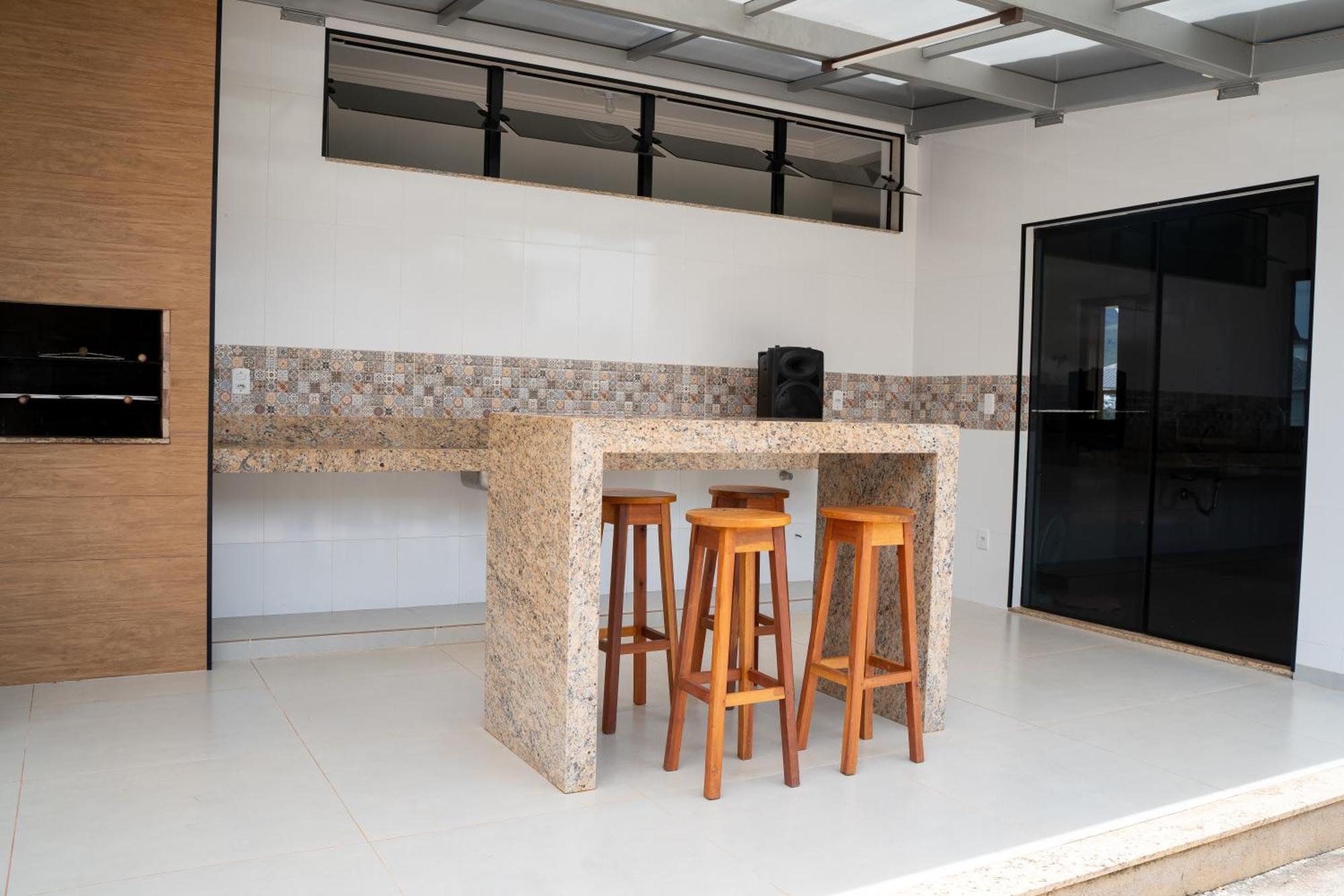 Casa Com Piscina Vista Para Lago, 03 Quartos Confortaveis Capitólio エクステリア 写真
