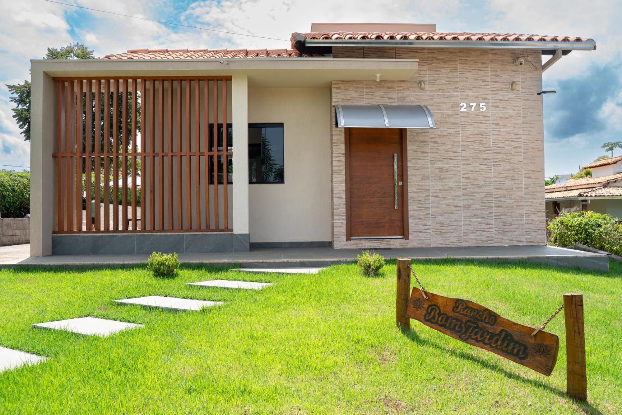 Casa Com Piscina Vista Para Lago, 03 Quartos Confortaveis Capitólio エクステリア 写真